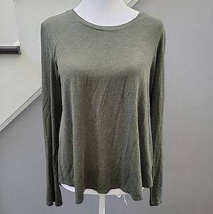 LOGO Lori Goldstein Olive Green T-shirt Top Lounge Knit Open Back Size Small